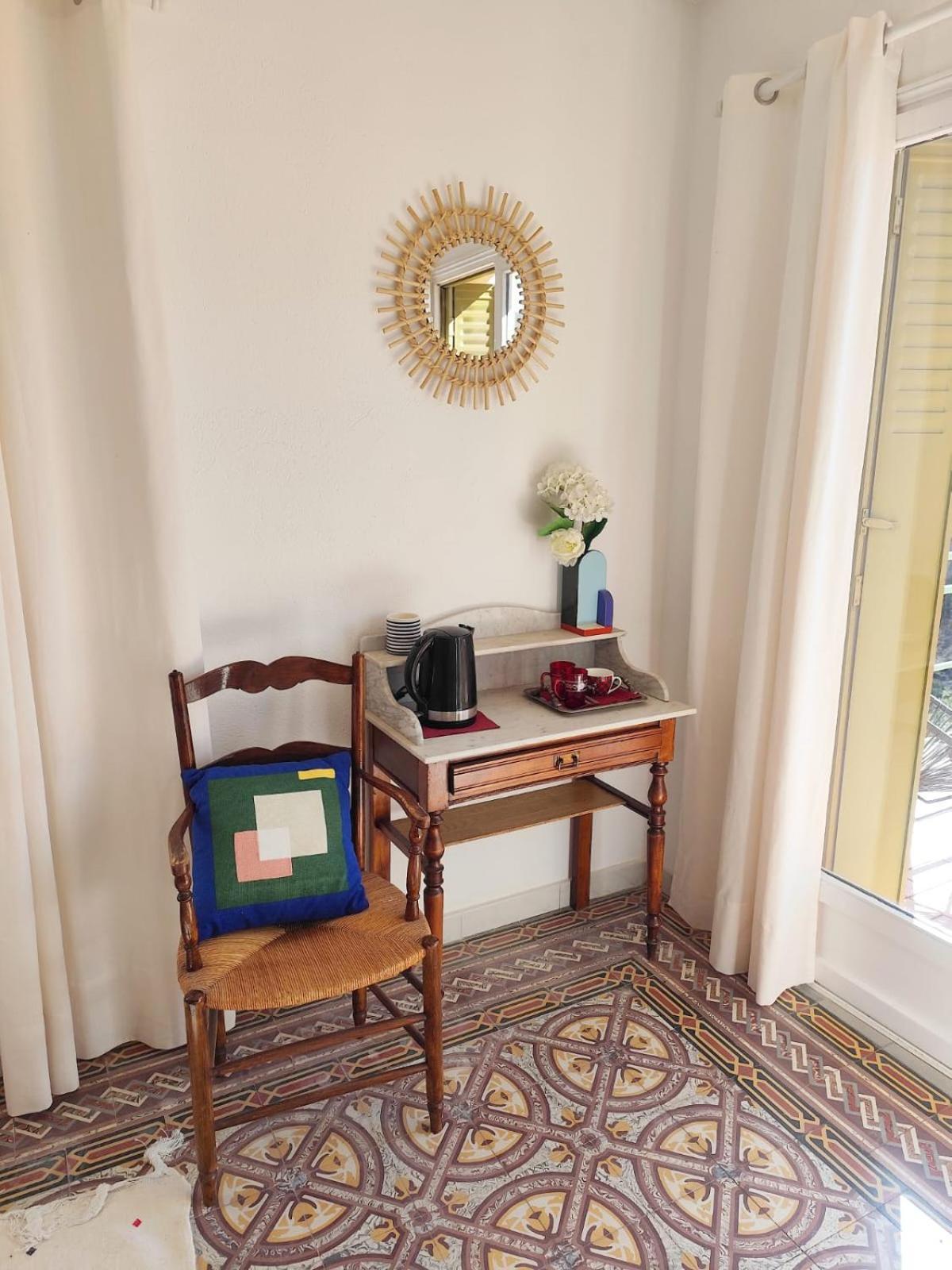 Casa Louisa Bed & Breakfast Serralongue Екстериор снимка